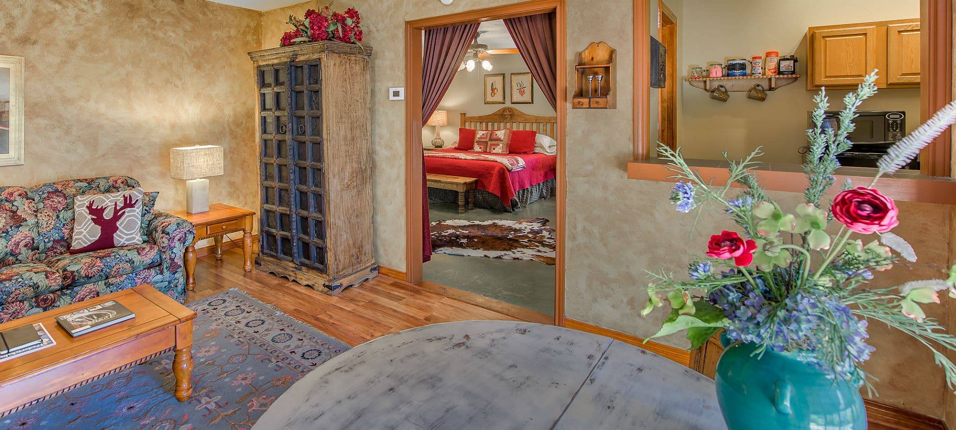 Pictutre of a bedroom.