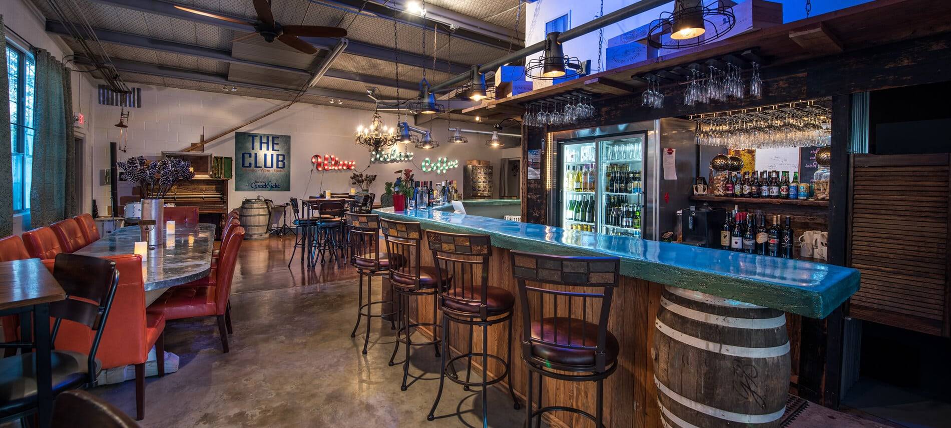 Picture of the bar.